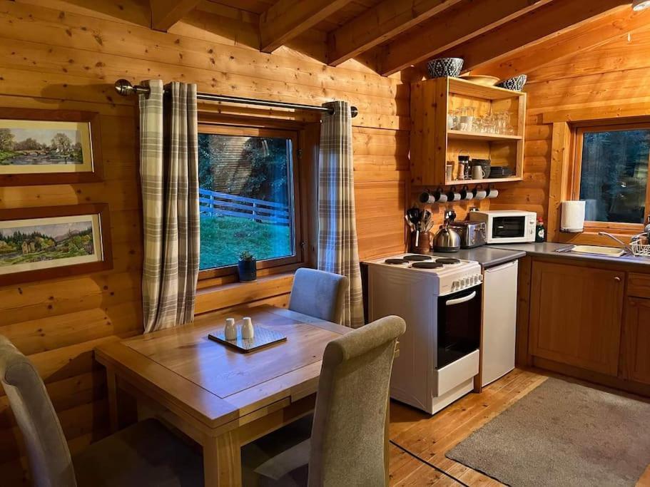 Riverside Lodge In Killiecrankie Bridge of Tilt 외부 사진